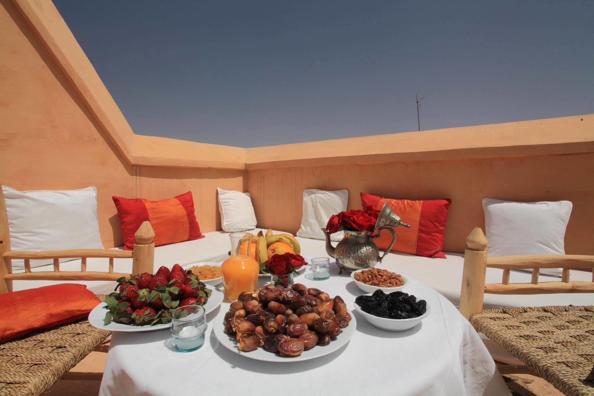 Riad Dar Aicha En Exclusivite Marrakesh Exterior photo